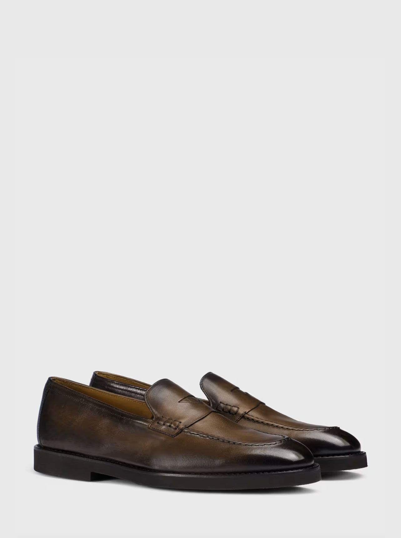 Doucal's Doucal's SHANGAI ADLER — 2/3