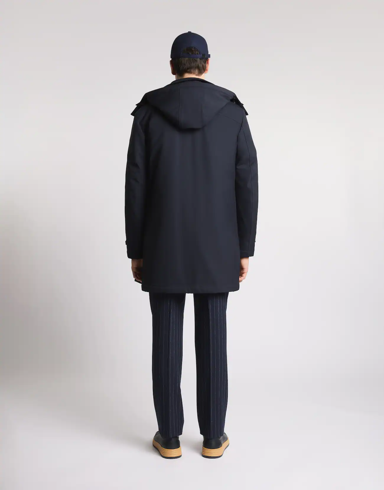 Fay Fay Morning Coat Travel in Jersey Stretch — 2/7