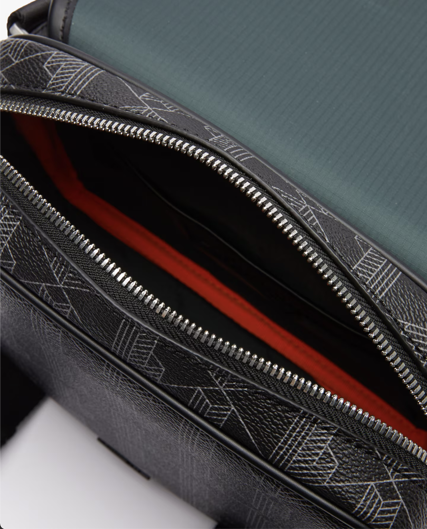Lacoste Lacoste Borsa a tracolla con patta e clip The Blend — 2/8