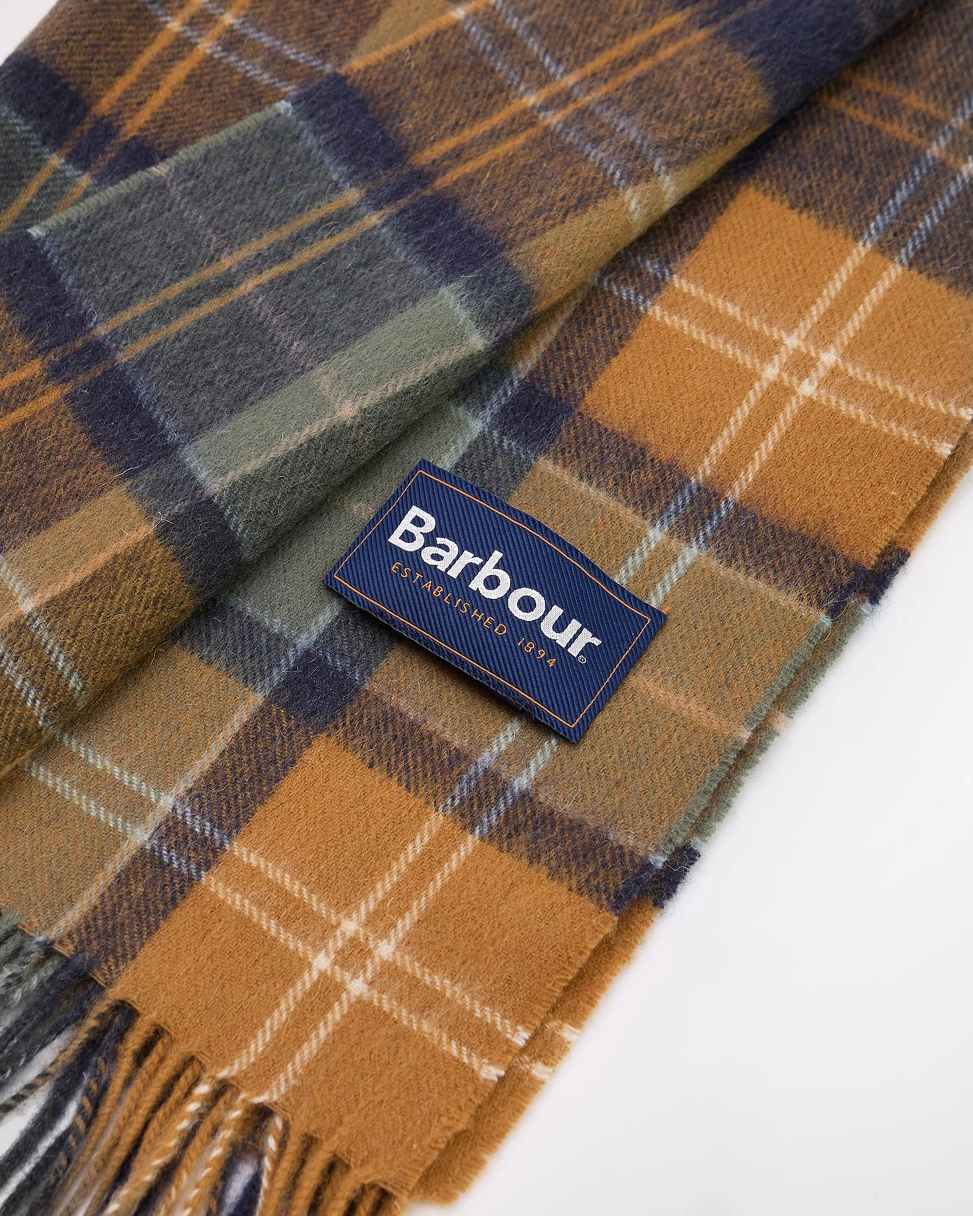 Barbour Barbour BRACK PATCHWORK TARTAN SCARF — 3/4